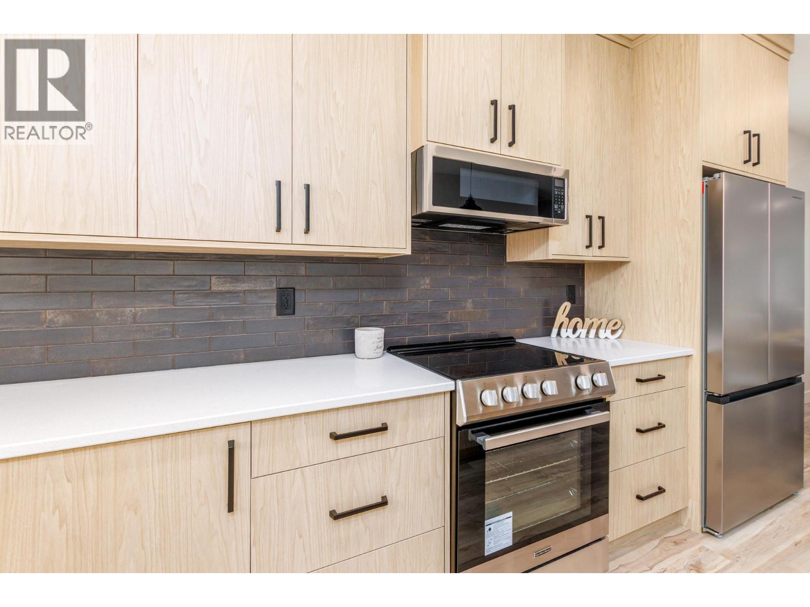 2374 6 Avenue Se, Salmon Arm, British Columbia  V1E 0H1 - Photo 12 - 10375931