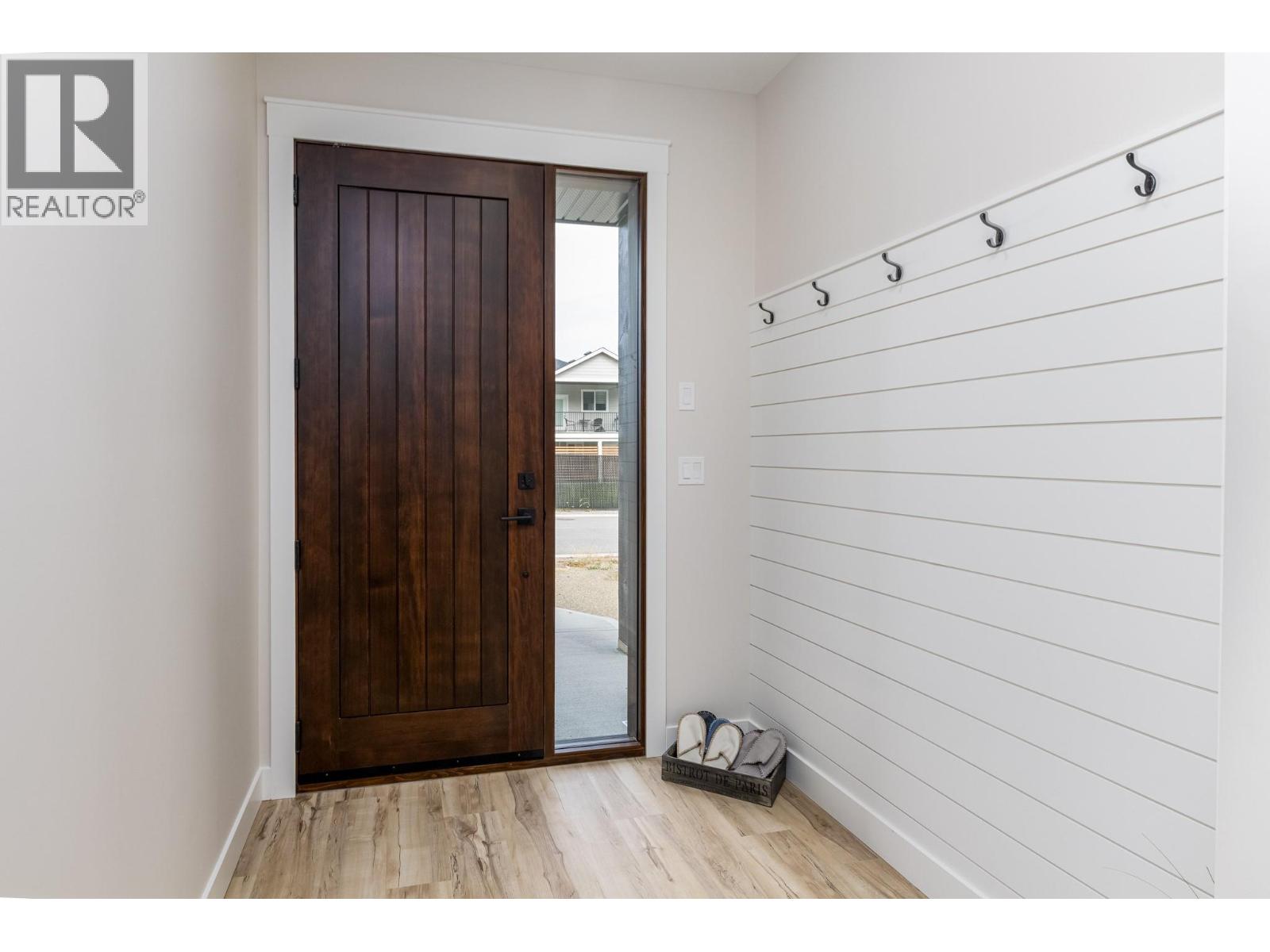 2374 6 Avenue Se, Salmon Arm, British Columbia  V1E 0H1 - Photo 19 - 10375931