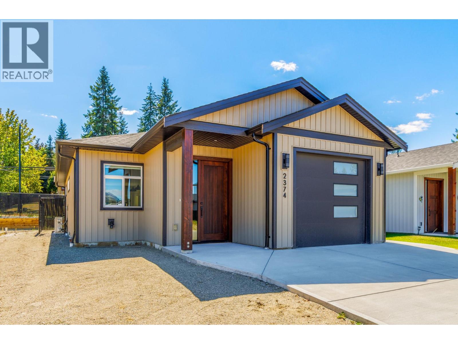 2374 6 Avenue Se, Salmon Arm, British Columbia  V1E 0H1 - Photo 2 - 10375931