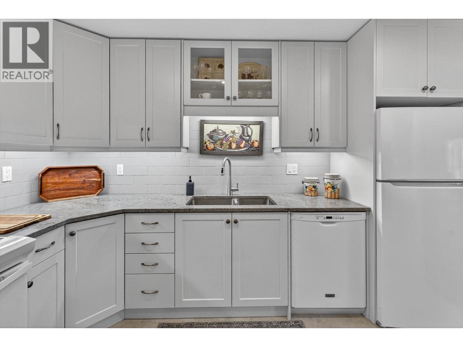 2265 Atkinson Street Unit# 504, Penticton, British Columbia  V2A 8R7 - Photo 16 - 10375977