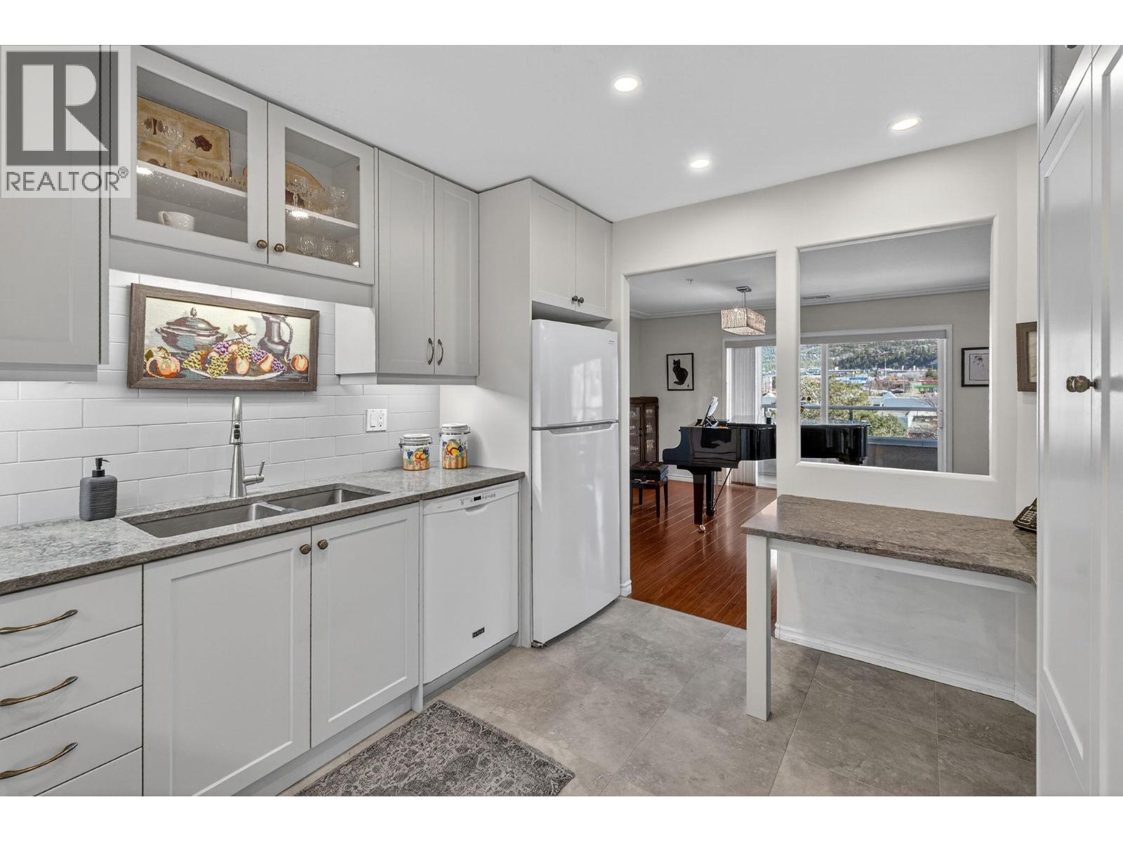 2265 Atkinson Street Unit# 504, Penticton, British Columbia  V2A 8R7 - Photo 17 - 10375977