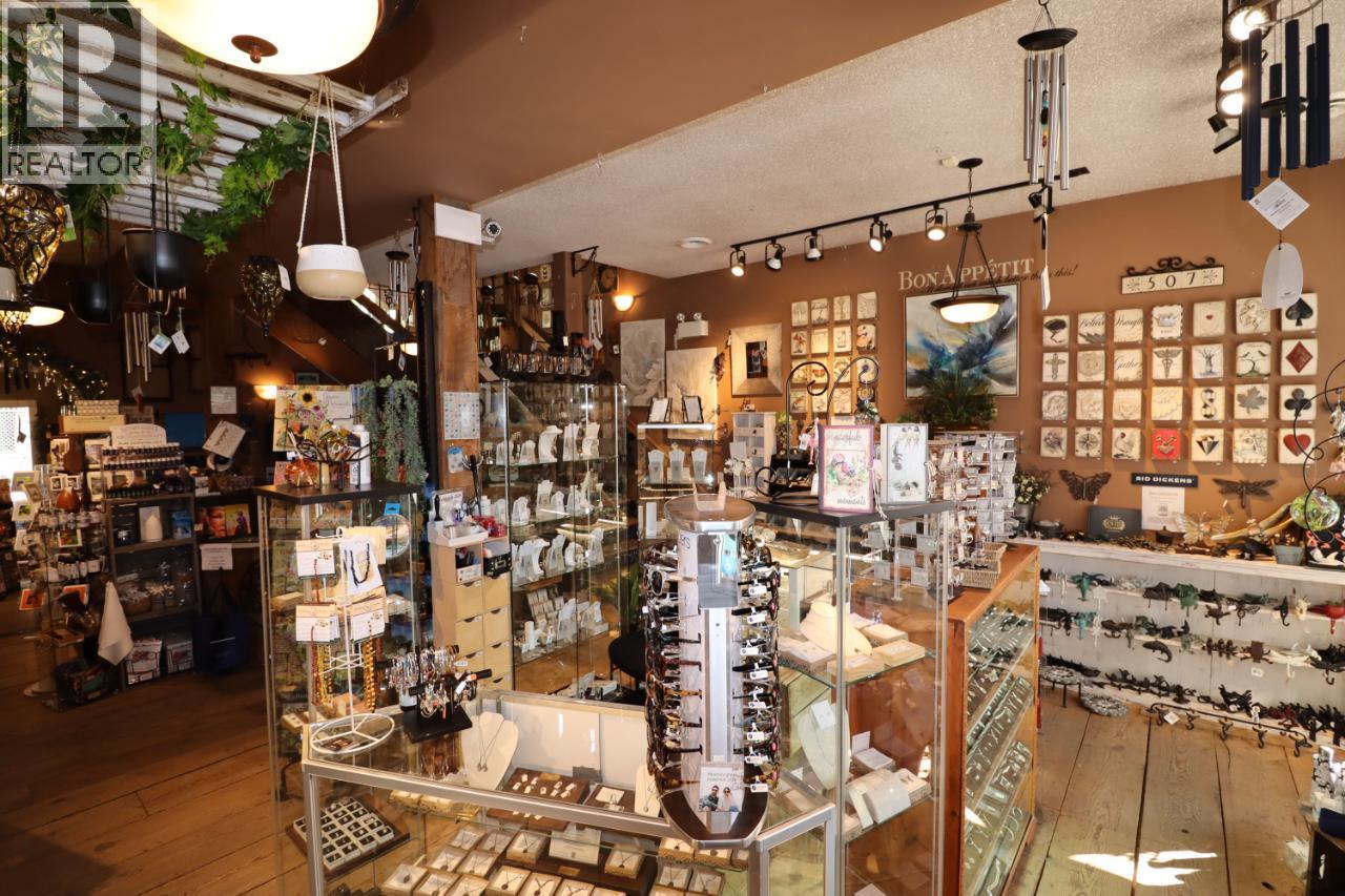 337 Market Avenue, Grand Forks, British Columbia  V0H 1H0 - Photo 13 - 10375983