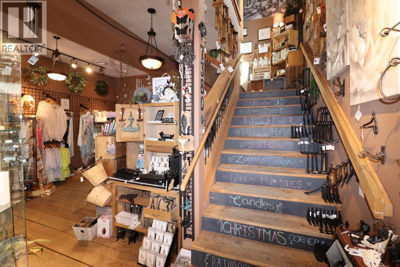 337 Market Avenue, Grand Forks, British Columbia  V0H 1H0 - Photo 14 - 10375983