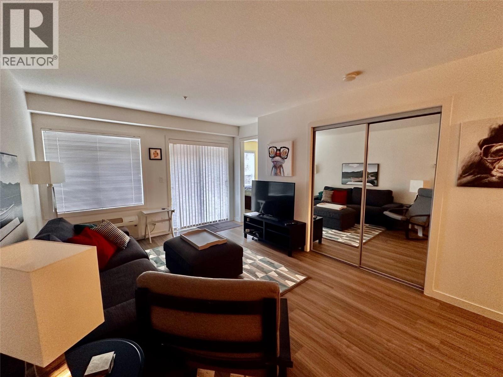 883 Academy Way Unit# 108, Kelowna, British Columbia  V1V 0A2 - Photo 3 - 10375966