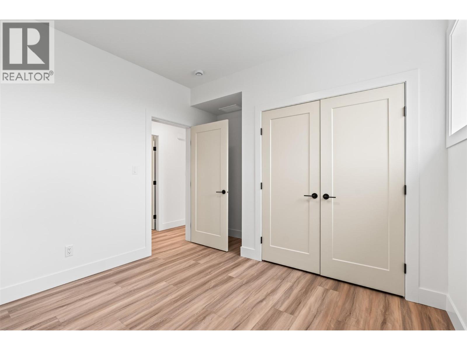 7005 Manning Place, Vernon, British Columbia  V1B 0B6 - Photo 14 - 10375968