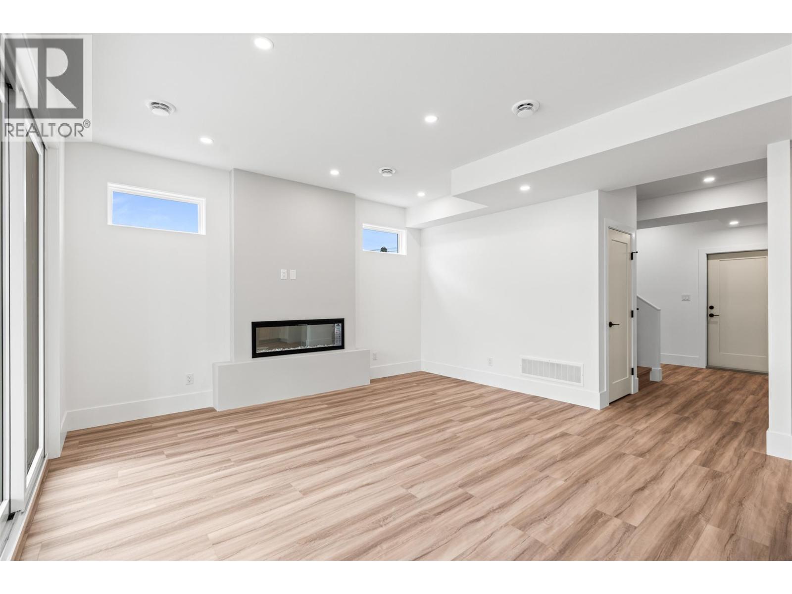 7005 Manning Place, Vernon, British Columbia  V1B 0B6 - Photo 39 - 10375968