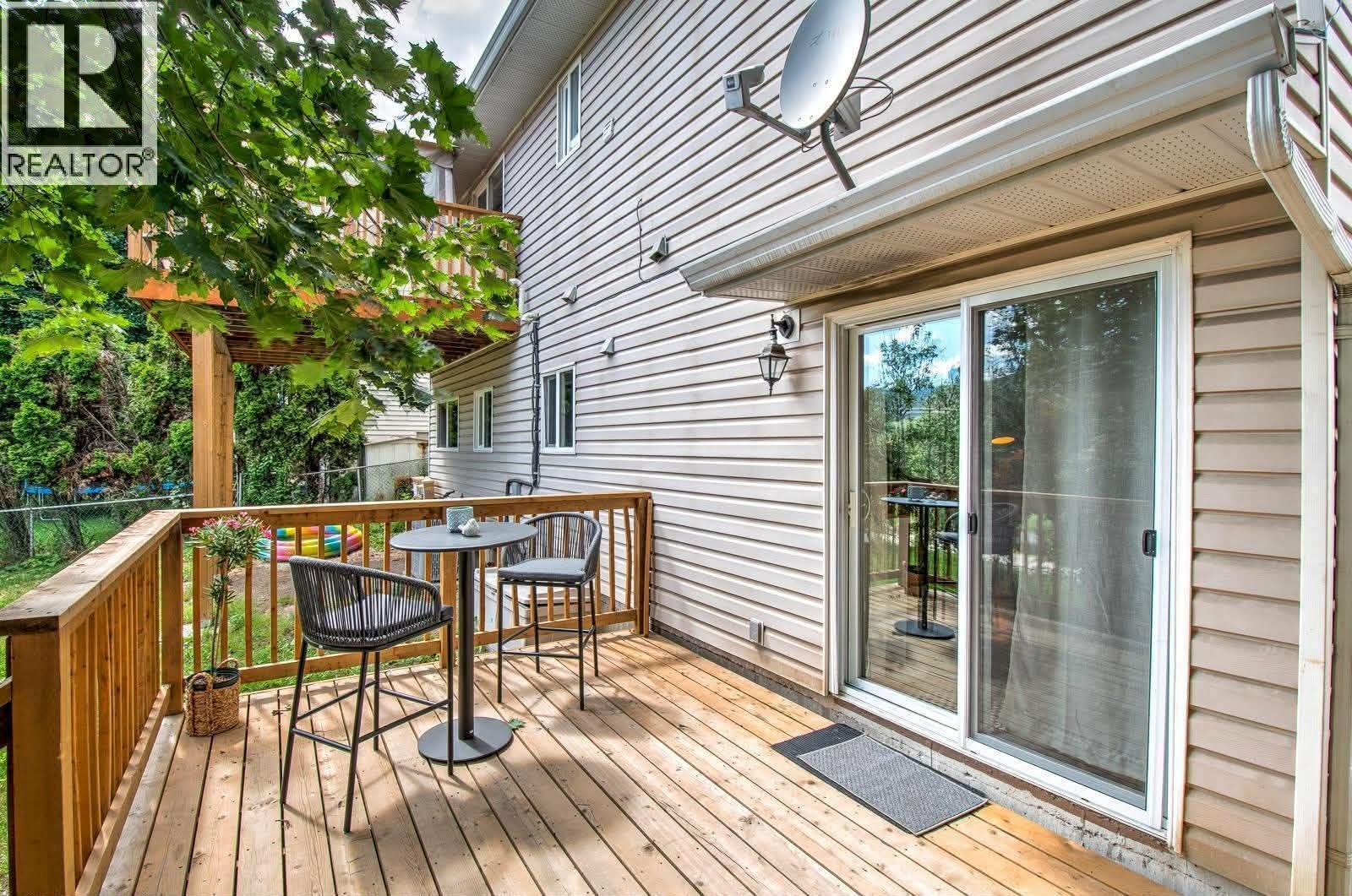 1885 Grandview Avenue, Lumby, British Columbia  V0E 2G0 - Photo 30 - 10375798