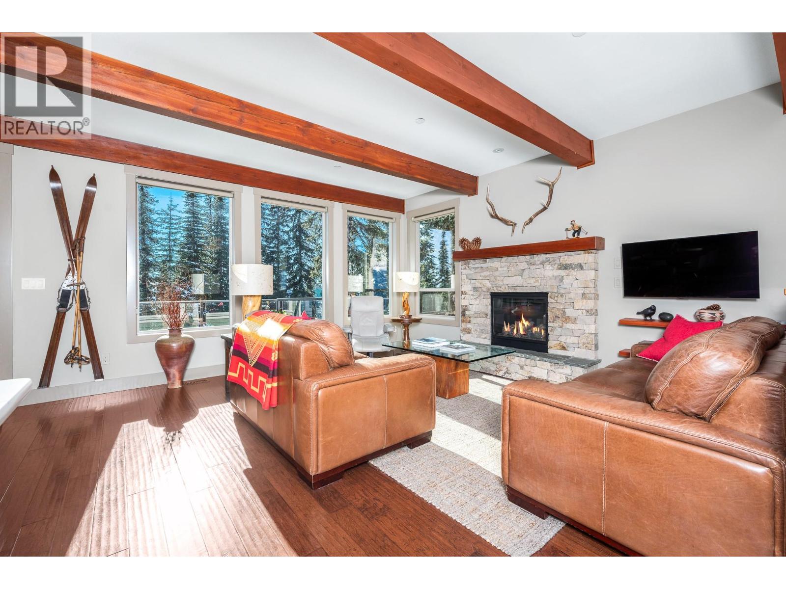 9960 Cathedral Drive, Silver Star, British Columbia  V1B 0S1 - Photo 14 - 10375592