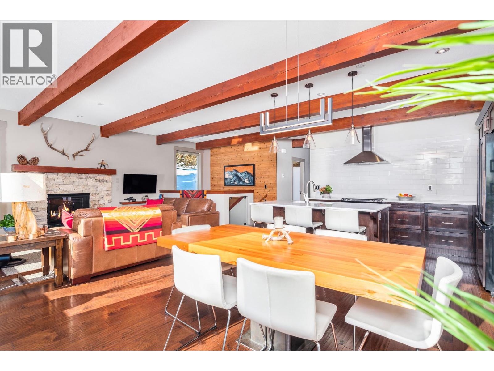 9960 Cathedral Drive, Silver Star, British Columbia  V1B 0S1 - Photo 17 - 10375592