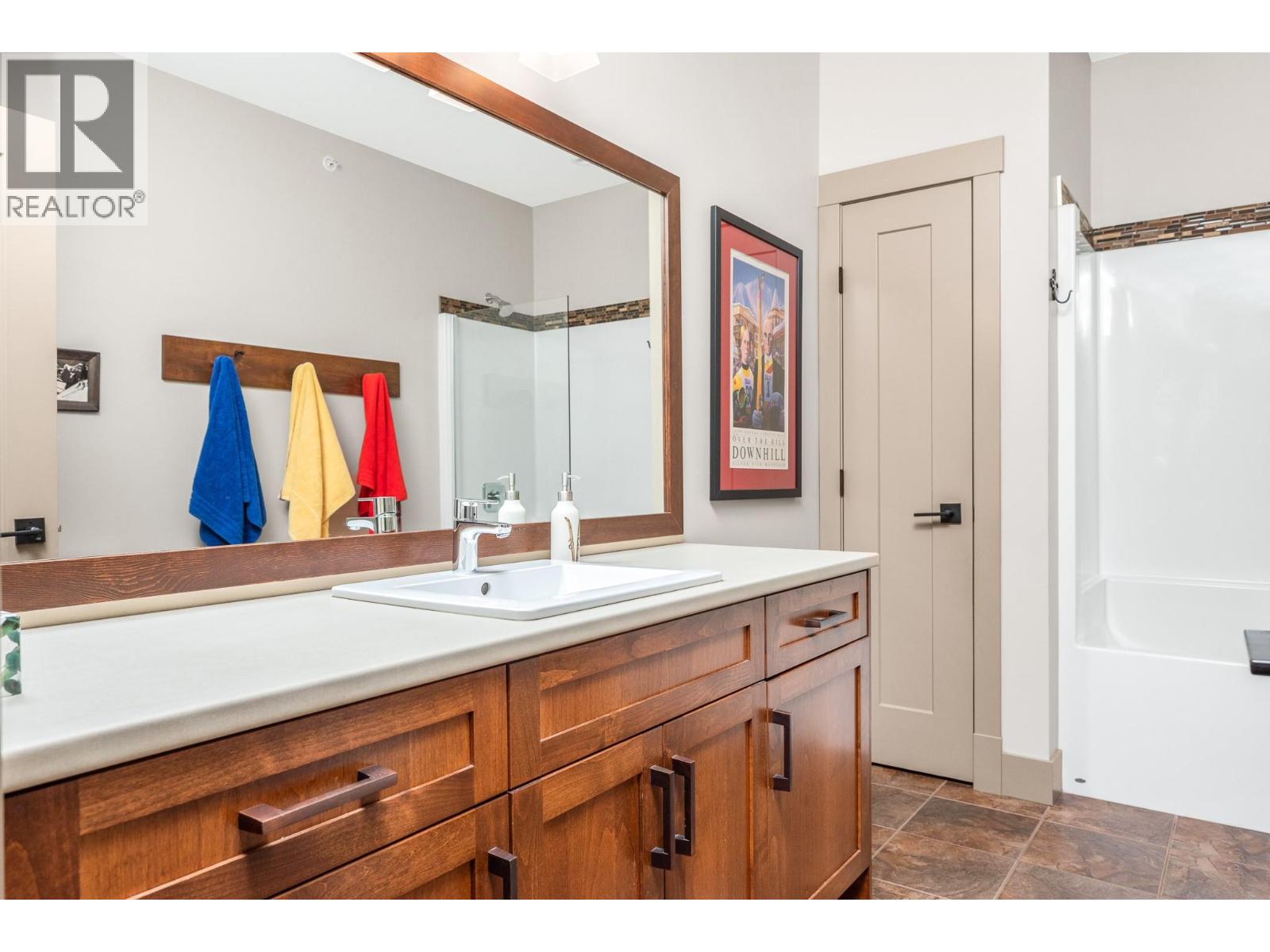 9960 Cathedral Drive, Silver Star, British Columbia  V1B 0S1 - Photo 21 - 10375592