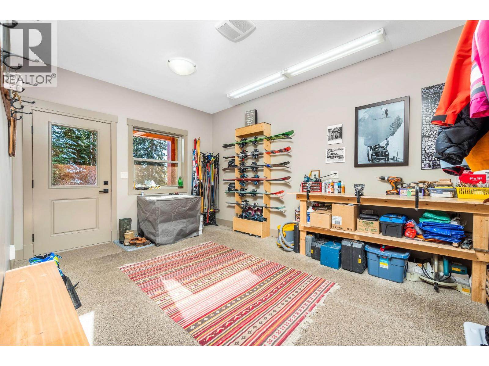 9960 Cathedral Drive, Silver Star, British Columbia  V1B 0S1 - Photo 28 - 10375592