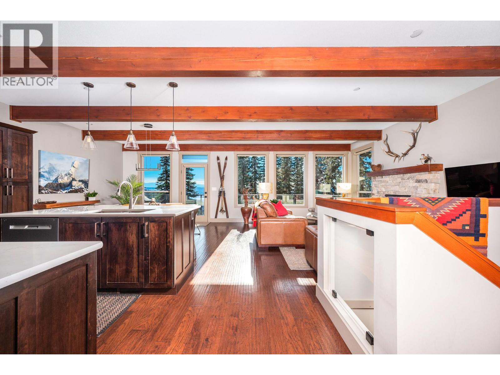 9960 Cathedral Drive, Silver Star, British Columbia  V1B 0S1 - Photo 7 - 10375592