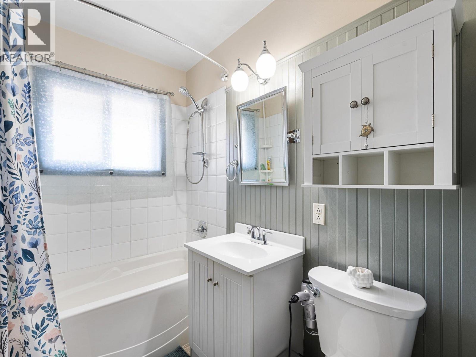 1945/1947 Bowes Street, Kelowna, British Columbia  V1Y 3C2 - Photo 16 - 10375952