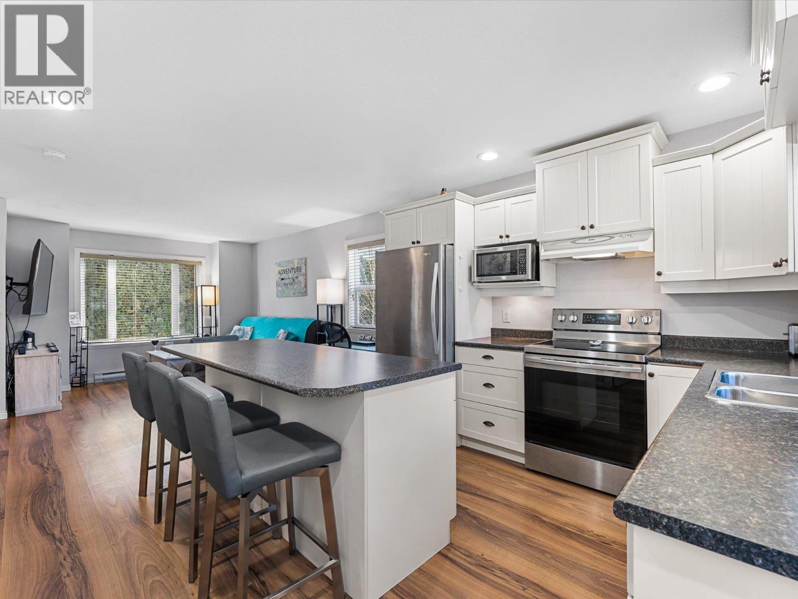 1945/1947 Bowes Street, Kelowna, British Columbia  V1Y 3C2 - Photo 30 - 10375952