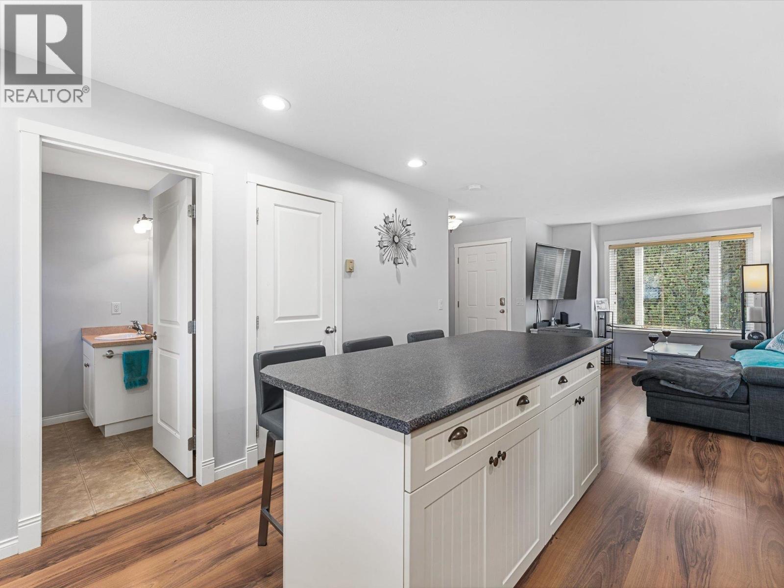 1945/1947 Bowes Street, Kelowna, British Columbia  V1Y 3C2 - Photo 31 - 10375952