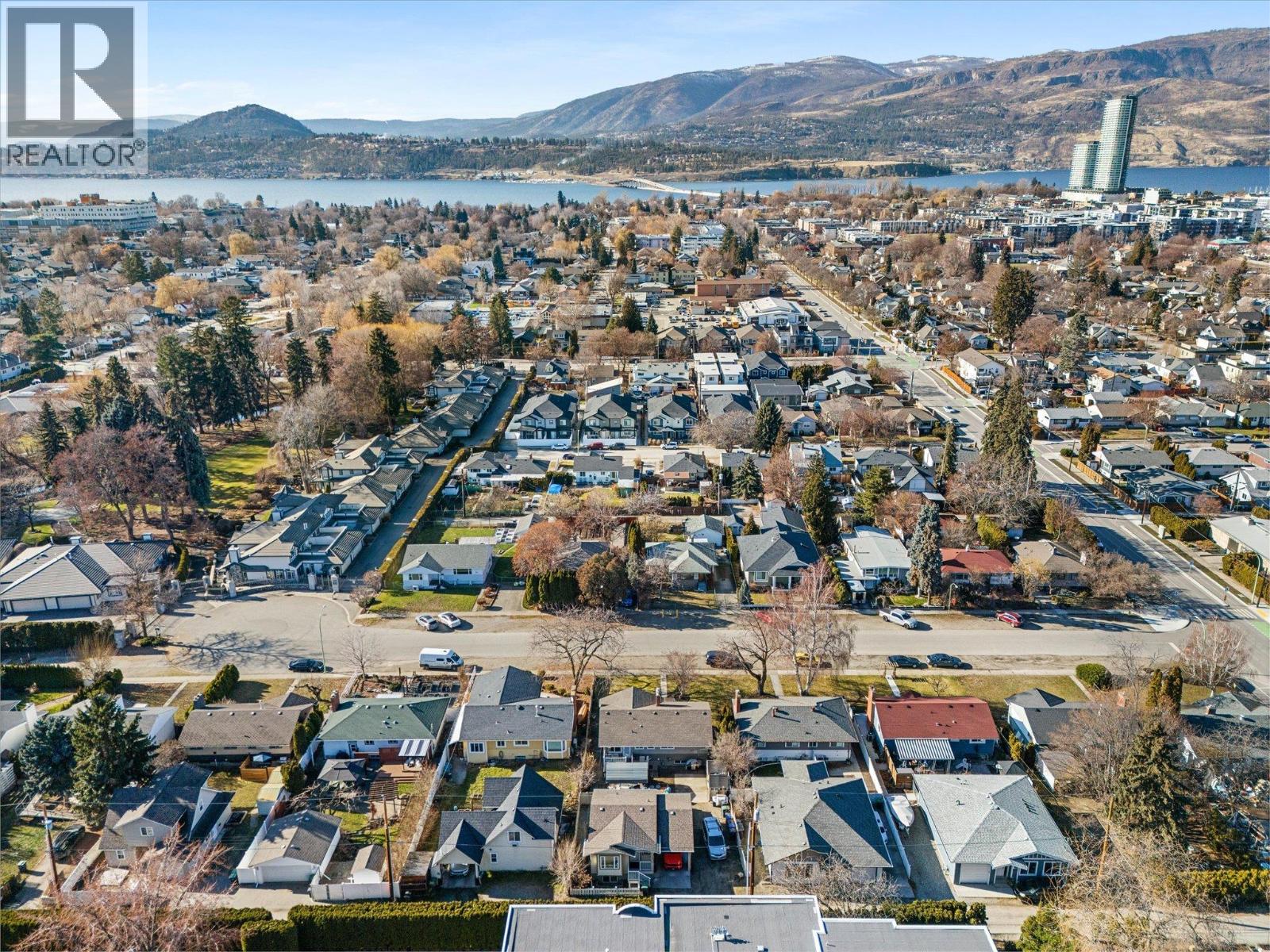 1945/1947 Bowes Street, Kelowna, British Columbia  V1Y 3C2 - Photo 4 - 10375952