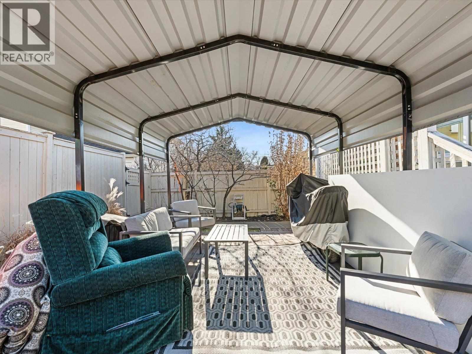 1945/1947 Bowes Street, Kelowna, British Columbia  V1Y 3C2 - Photo 43 - 10375952