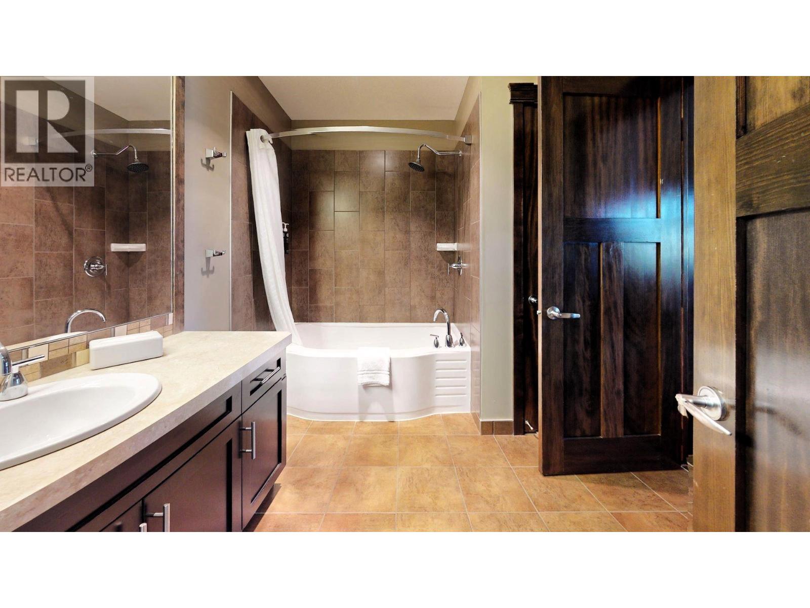 800 Bighorn Boulevard Unit# 825 E, Radium Hot Springs, British Columbia  V0A 1M0 - Photo 31 - 10375879