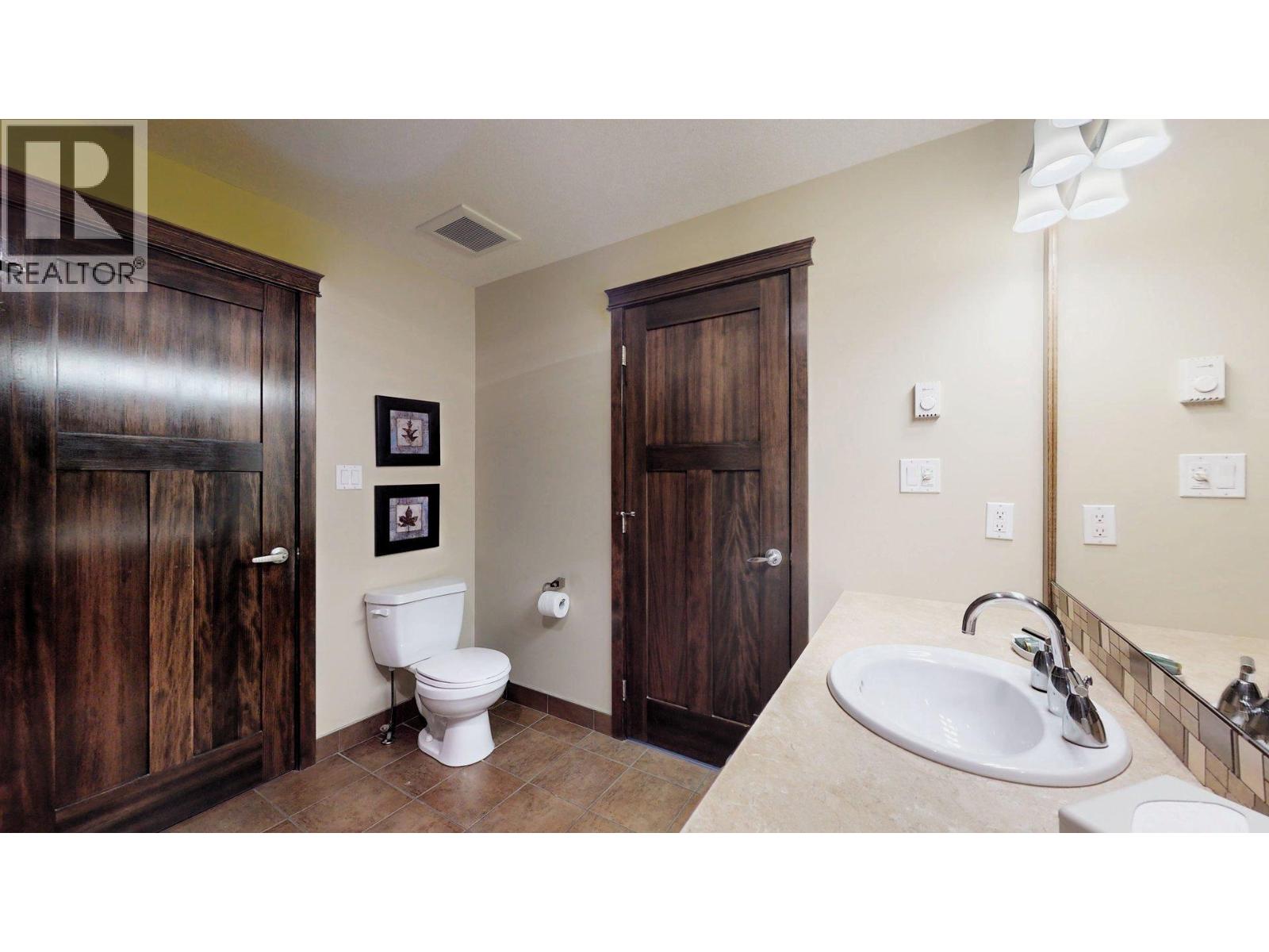 800 Bighorn Boulevard Unit# 825 E, Radium Hot Springs, British Columbia  V0A 1M0 - Photo 32 - 10375879