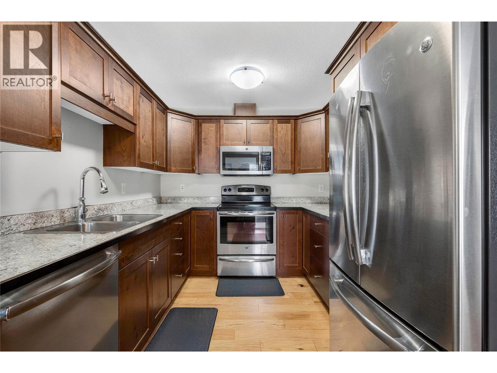 1449 1st Avenue Ne Unit# 403, Salmon Arm, British Columbia  V1E 0C4 - Photo 13 - 10375796