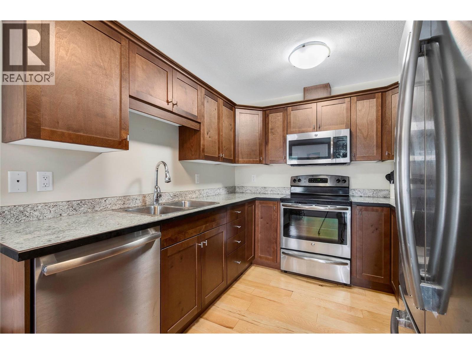 1449 1st Avenue Ne Unit# 403, Salmon Arm, British Columbia  V1E 0C4 - Photo 15 - 10375796