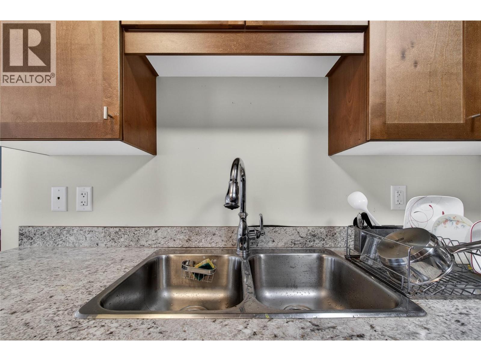 1449 1st Avenue Ne Unit# 403, Salmon Arm, British Columbia  V1E 0C4 - Photo 16 - 10375796