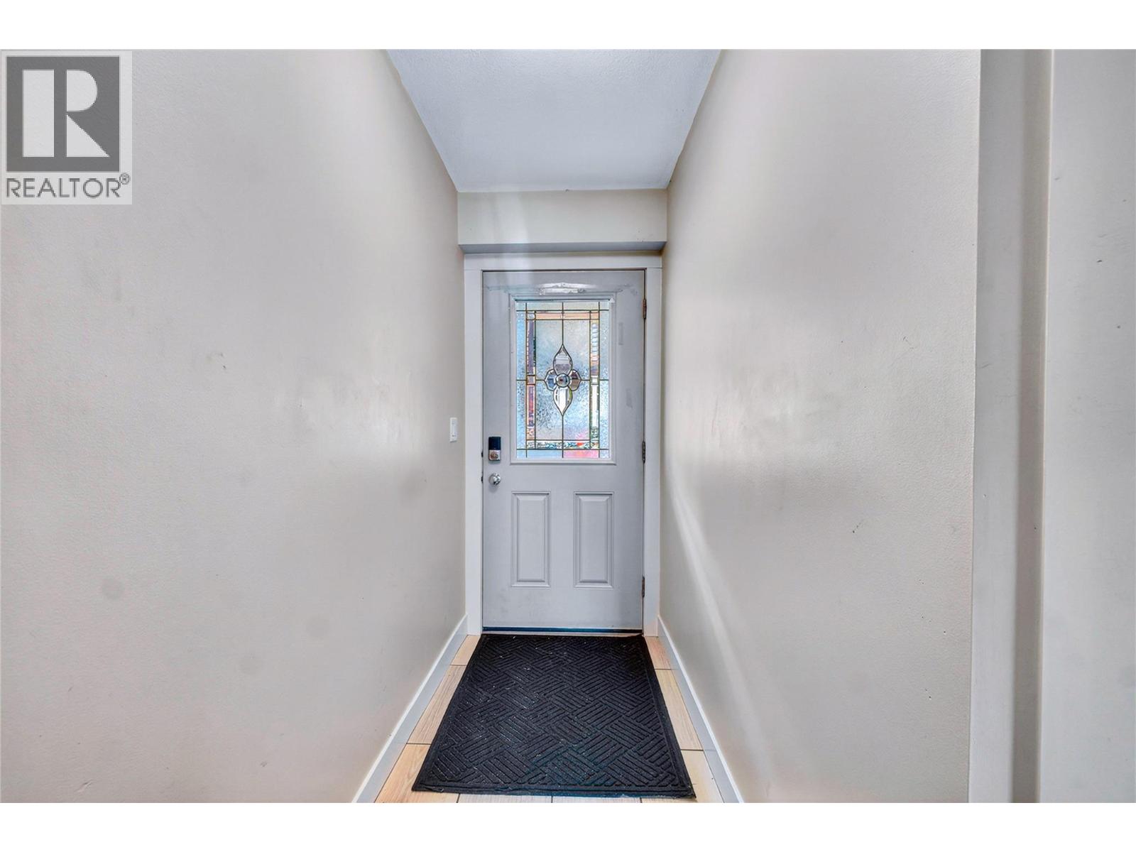 1449 1st Avenue Ne Unit# 403, Salmon Arm, British Columbia  V1E 0C4 - Photo 6 - 10375796