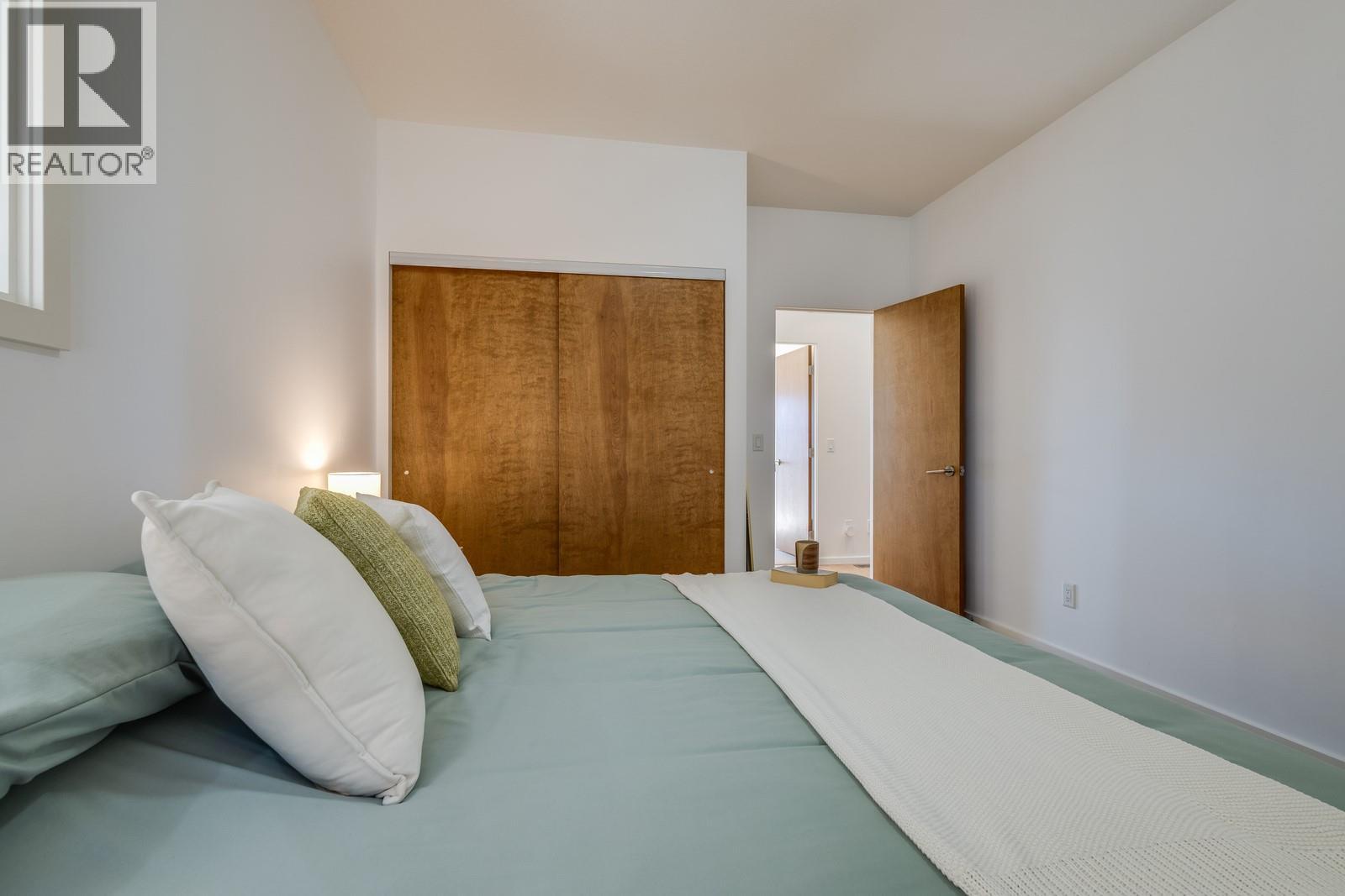 1040 Henderson Drive, Kelowna, British Columbia  V1P 1S5 - Photo 35 - 10375714