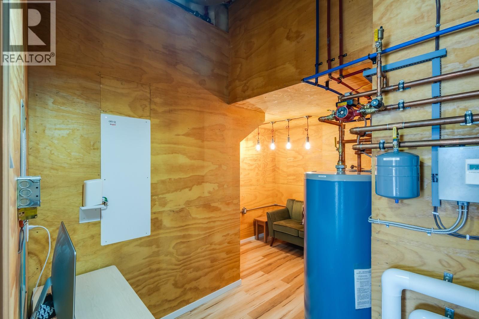 1040 Henderson Drive, Kelowna, British Columbia  V1P 1S5 - Photo 40 - 10375714