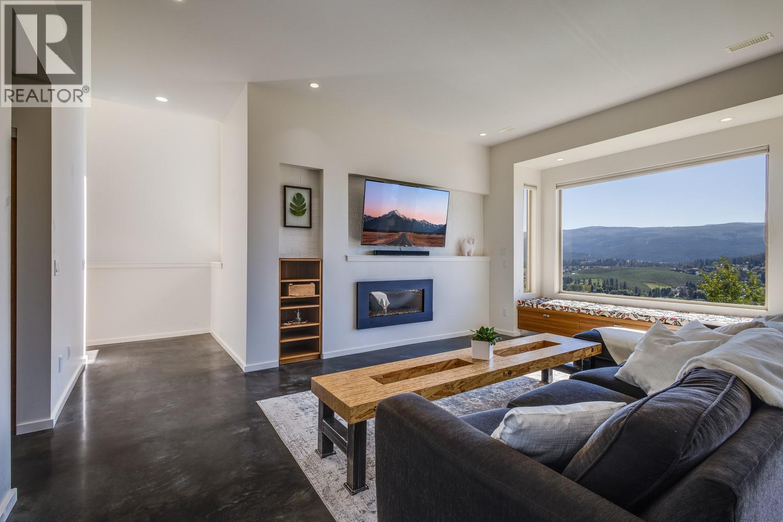 1040 Henderson Drive, Kelowna, British Columbia  V1P 1S5 - Photo 45 - 10375714