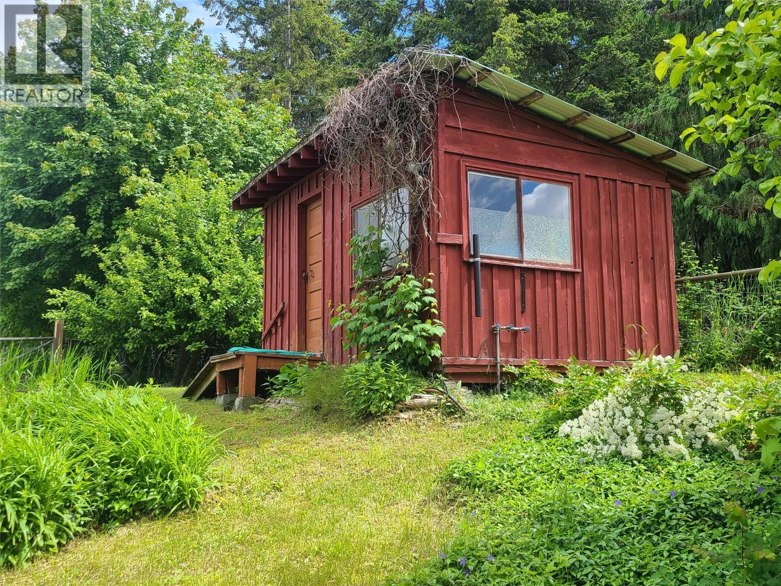 1756 Blind Bay Road, Blind Bay, British Columbia  V0E 2W0 - Photo 12 - 10375092