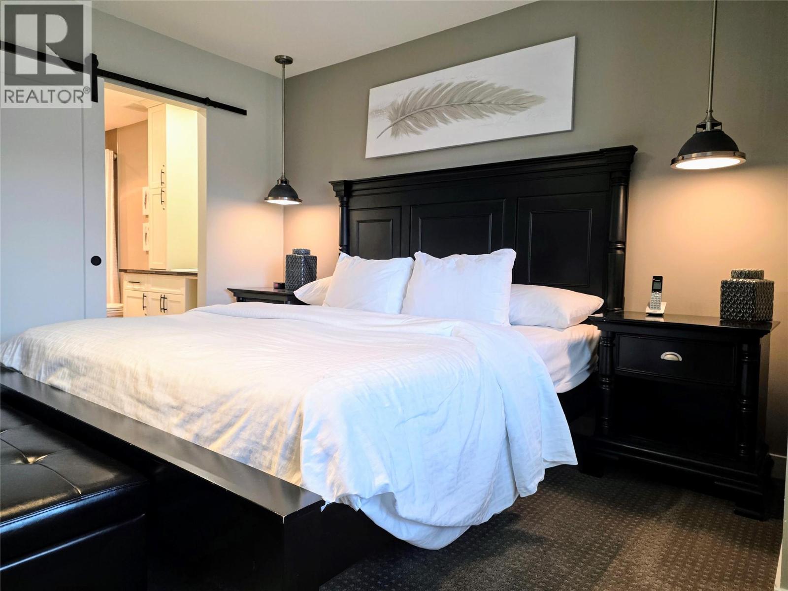 900 Bighorn Boulevard Unit# 919, Radium Hot Springs, British Columbia  V0A 1M0 - Photo 1 - 10375894