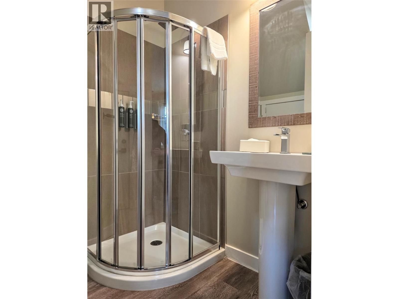 900 Bighorn Boulevard Unit# 919, Radium Hot Springs, British Columbia  V0A 1M0 - Photo 14 - 10375894