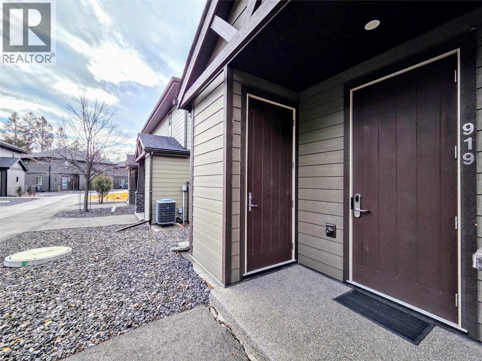 900 Bighorn Boulevard Unit# 919, Radium Hot Springs, British Columbia  V0A 1M0 - Photo 6 - 10375894