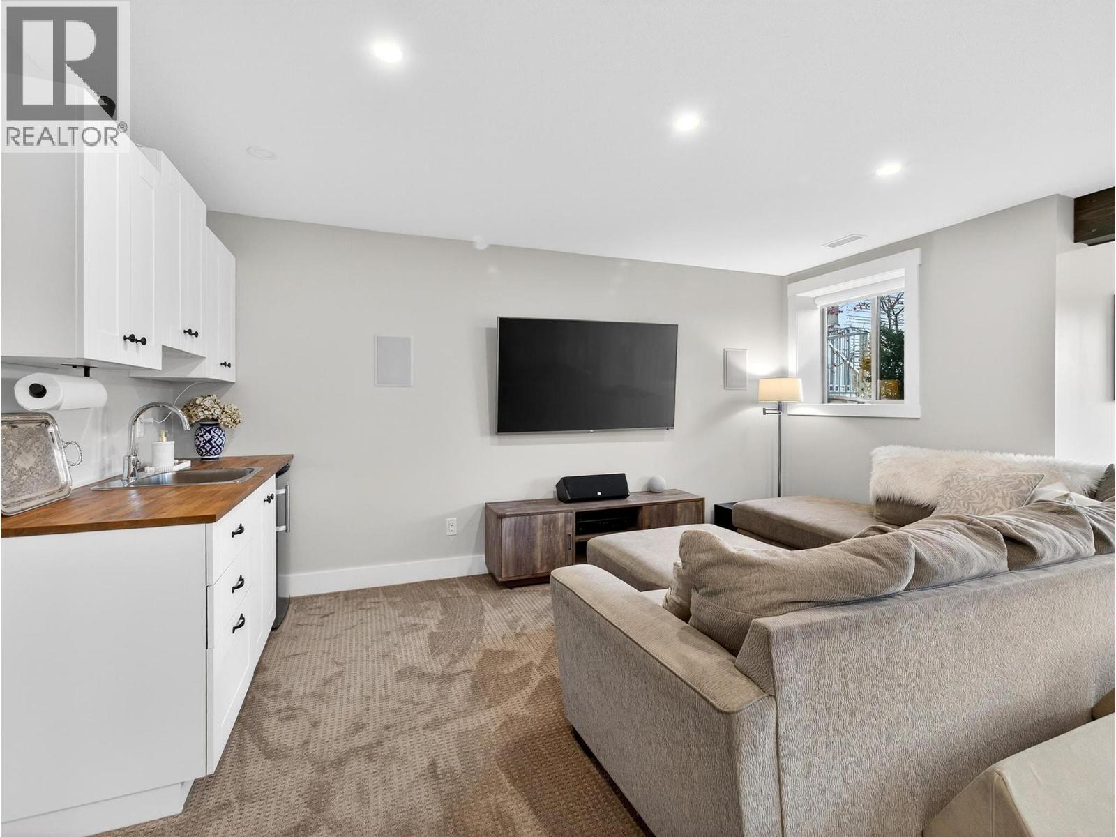 2371 Paramount Drive, West Kelowna, British Columbia  V4T 3K4 - Photo 44 - 10375869