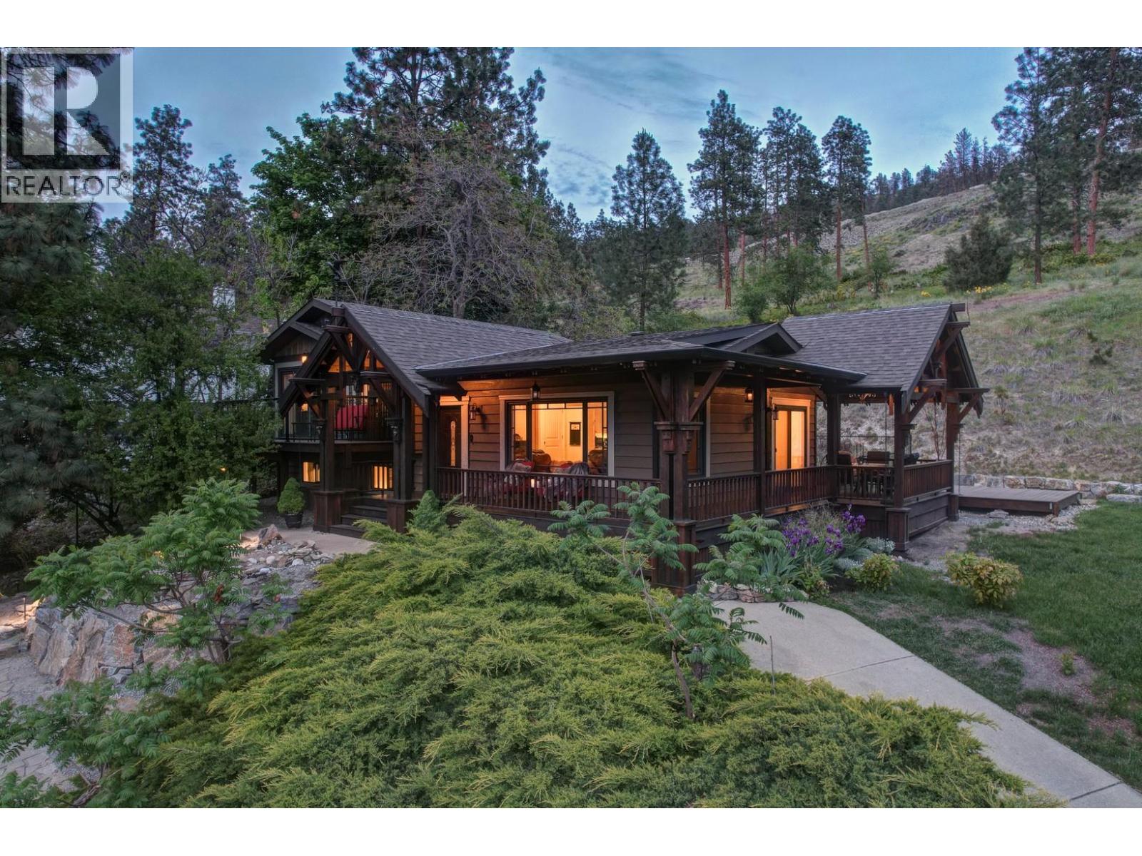 2165 Paly Road, Kelowna, British Columbia  V1V 2B9 - Photo 3 - 10375868