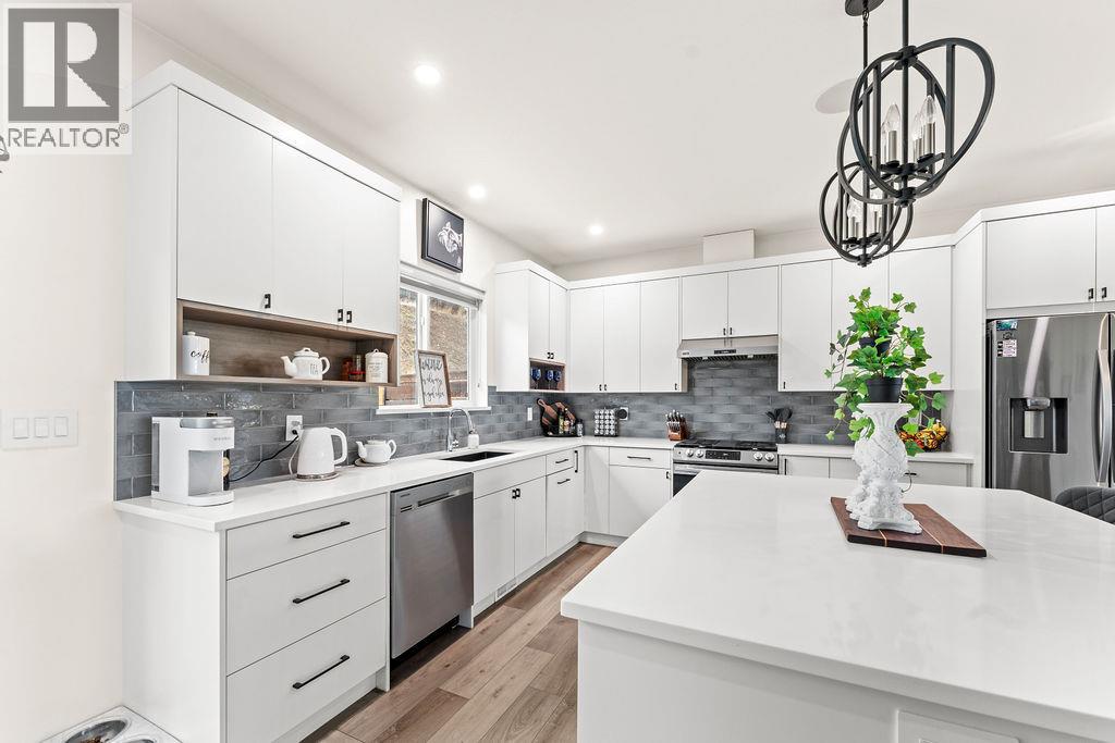 544 Edinburgh Court, Kamloops, British Columbia  V1S 0E6 - Photo 9 - 10375526