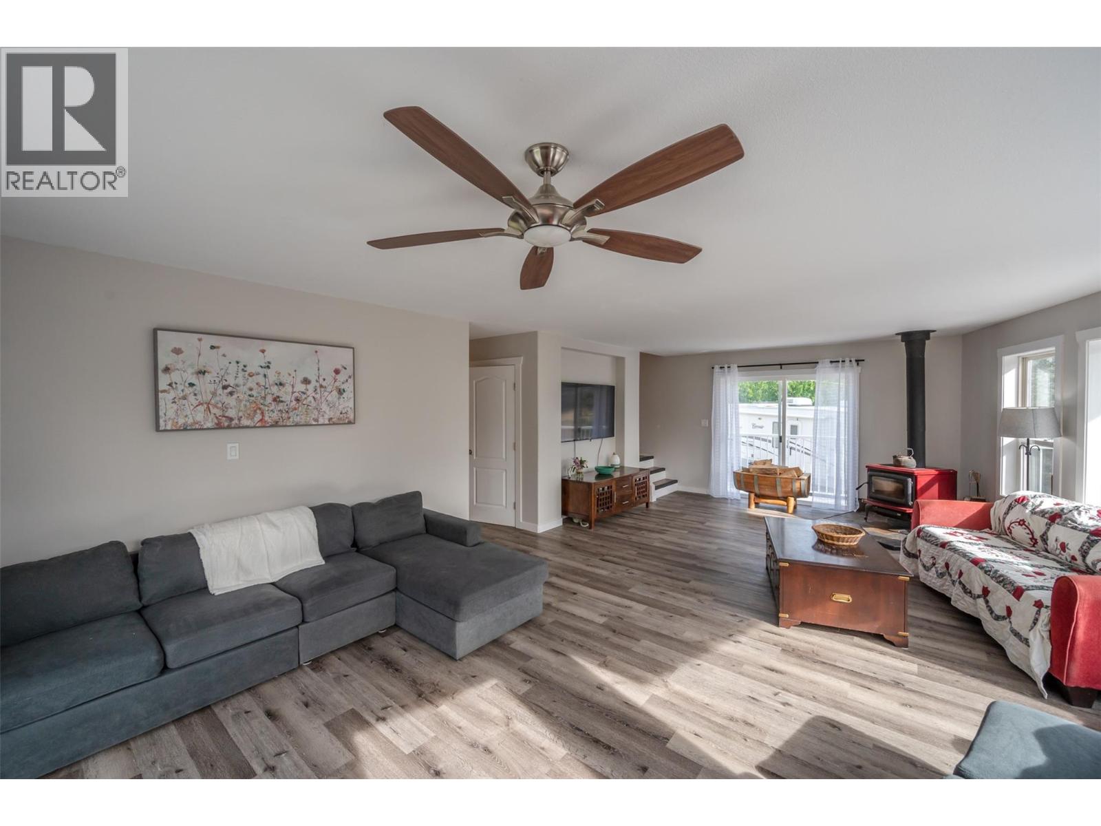 2737 Willowbrook Road, Oliver, British Columbia  V0H 1T5 - Photo 17 - 10376011