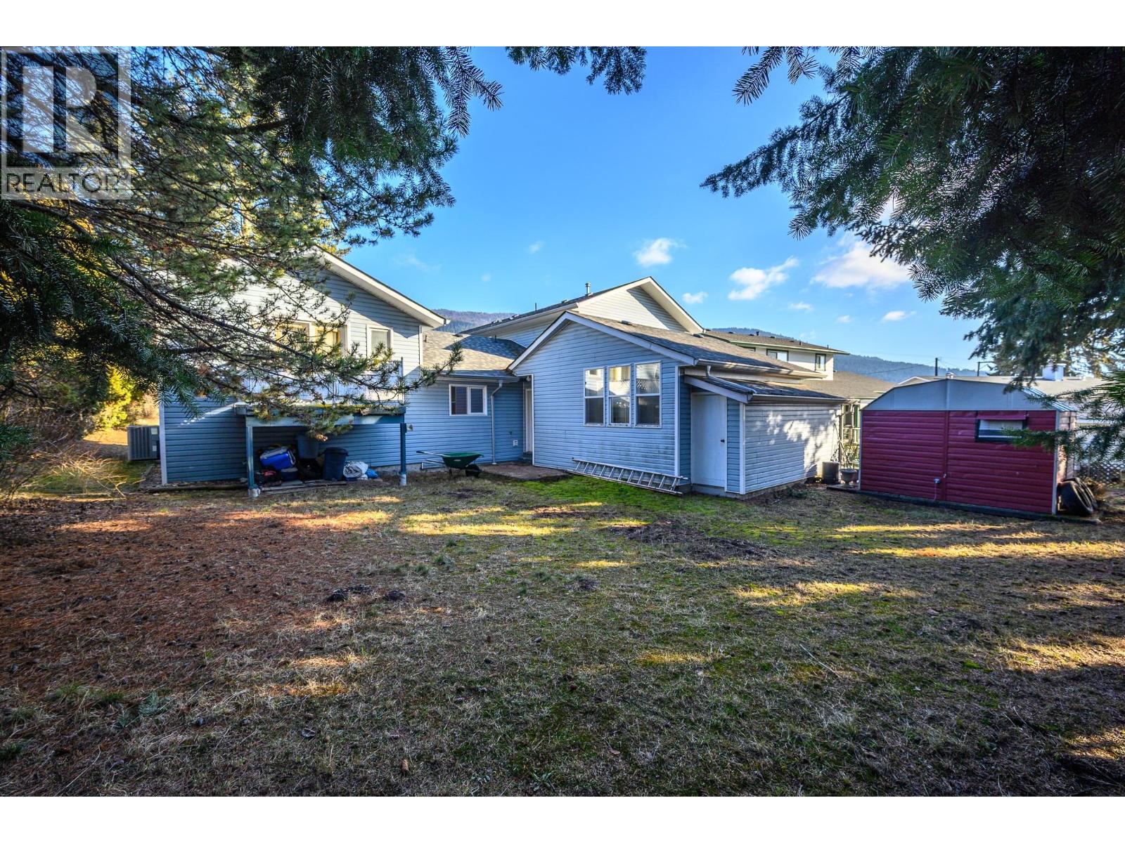 5964 Star Road, Vernon, British Columbia  V1B 3P4 - Photo 46 - 10375395