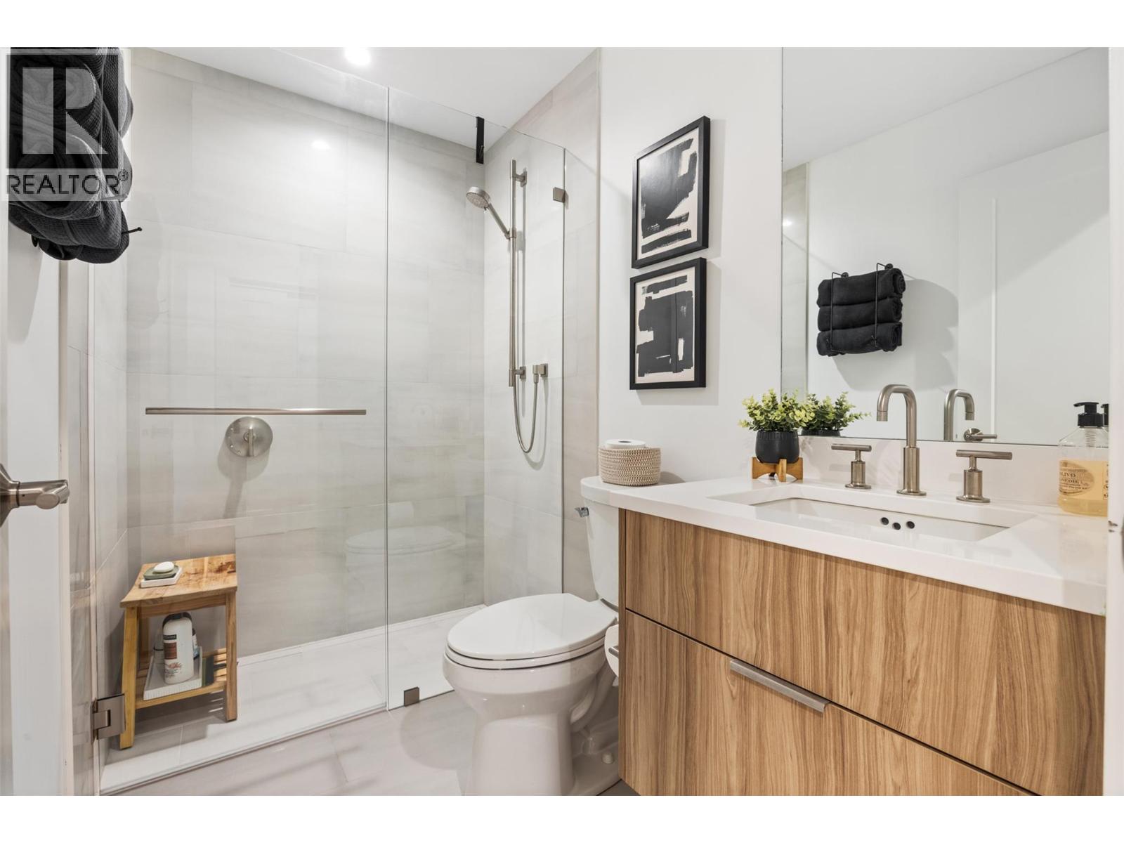 3000 Ariva Drive Unit# 3308, Kelowna, British Columbia  V1Z 0B3 - Photo 25 - 10376005