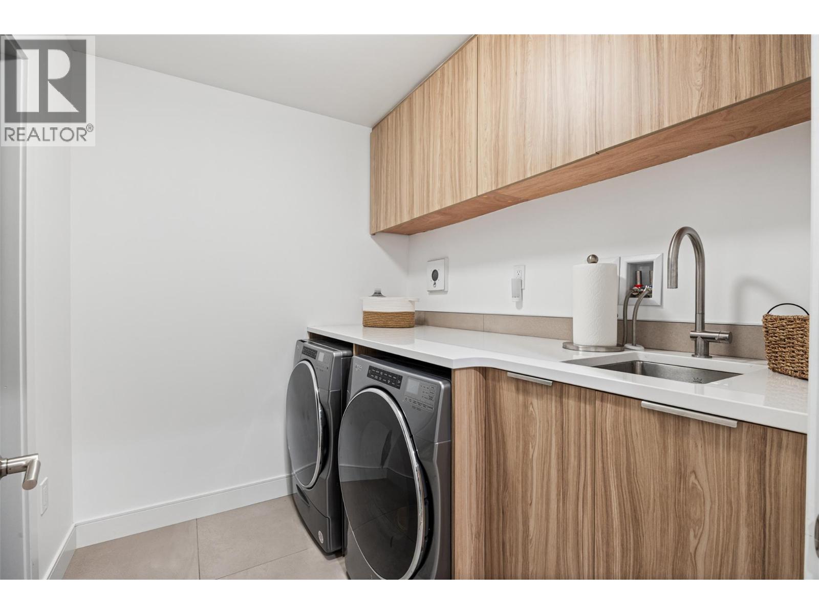 3000 Ariva Drive Unit# 3308, Kelowna, British Columbia  V1Z 0B3 - Photo 26 - 10376005