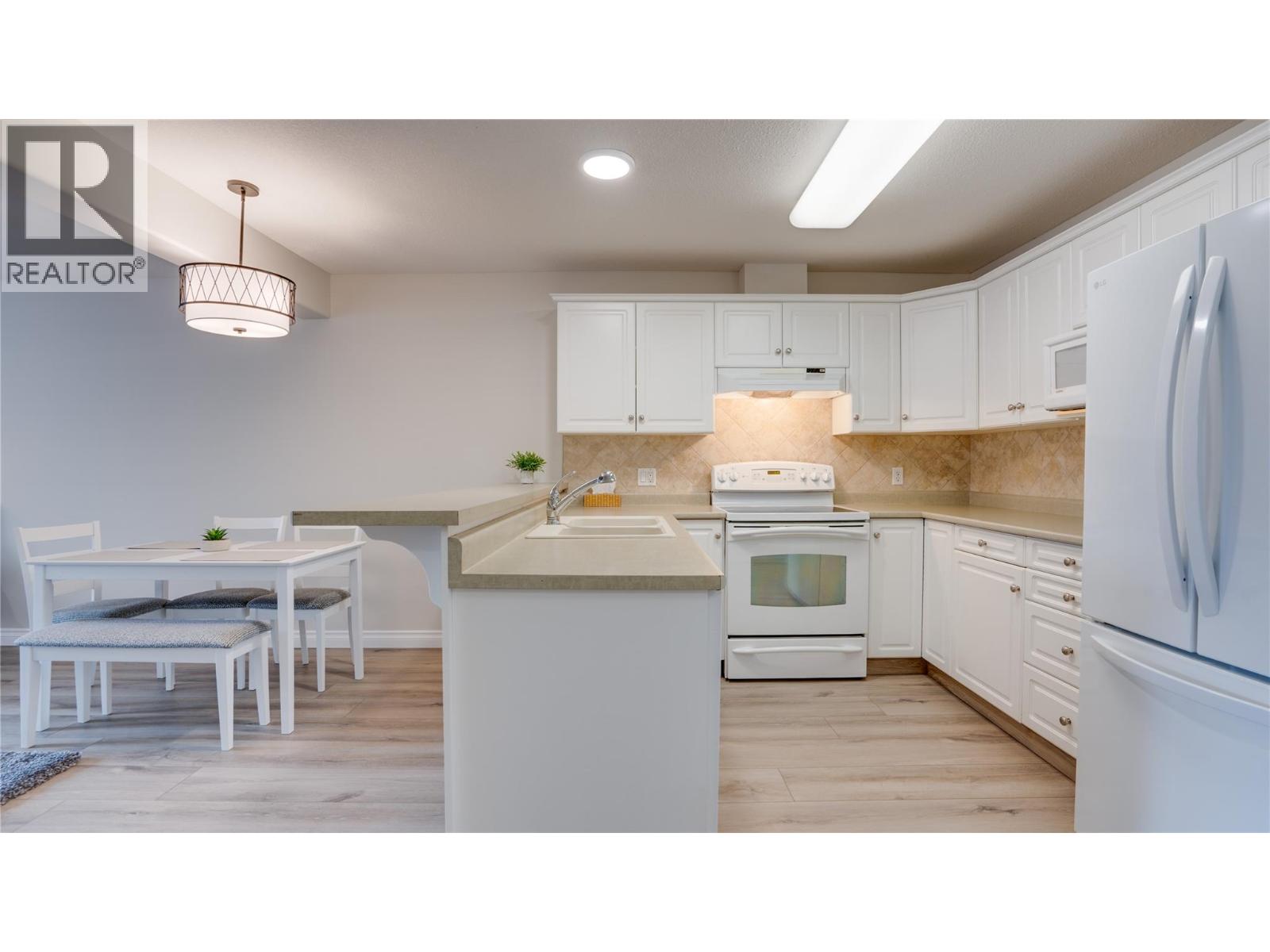 1002 Riverside Avenue Unit# 111, Sicamous, British Columbia  V0E 2V1 - Photo 13 - 10375744