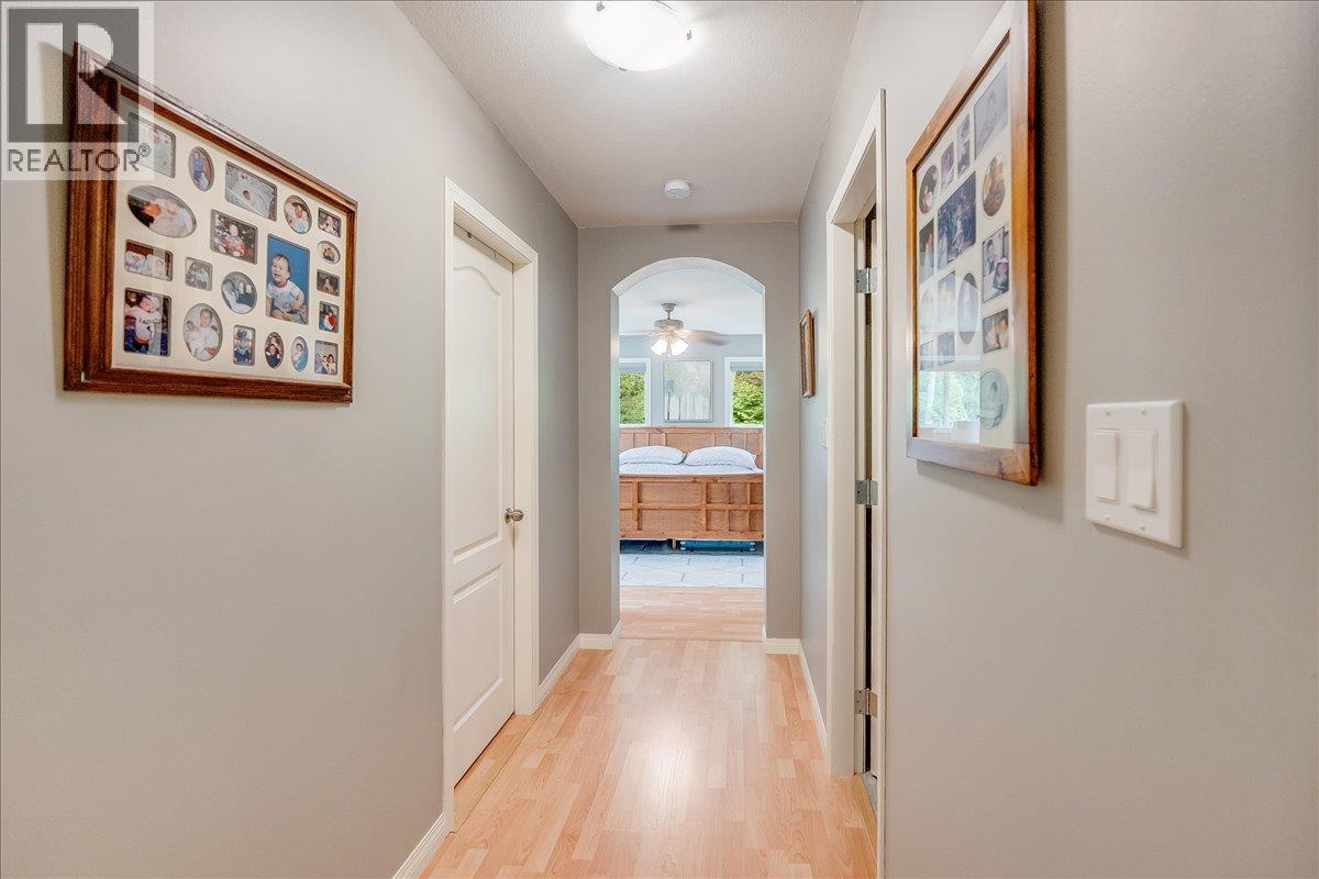 2321 Mcbride Street, Trail, British Columbia  V1R 3A6 - Photo 21 - 10375902