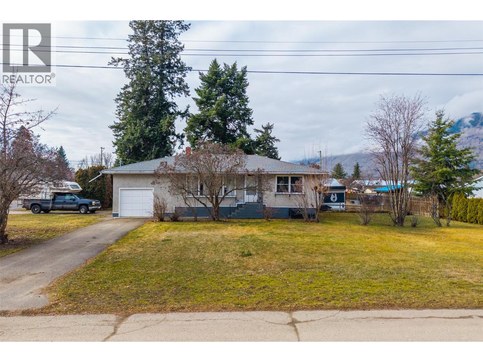 306 Birch Street, Chase, British Columbia  V0E 1M0 - Photo 1 - 10375794