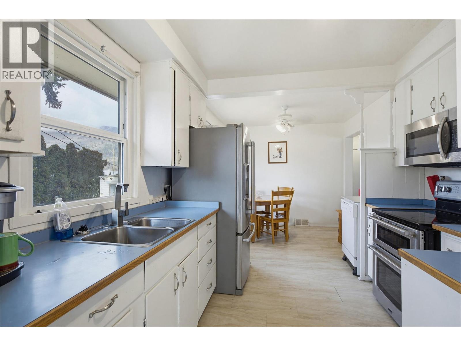 306 Birch Street, Chase, British Columbia  V0E 1M0 - Photo 11 - 10375794