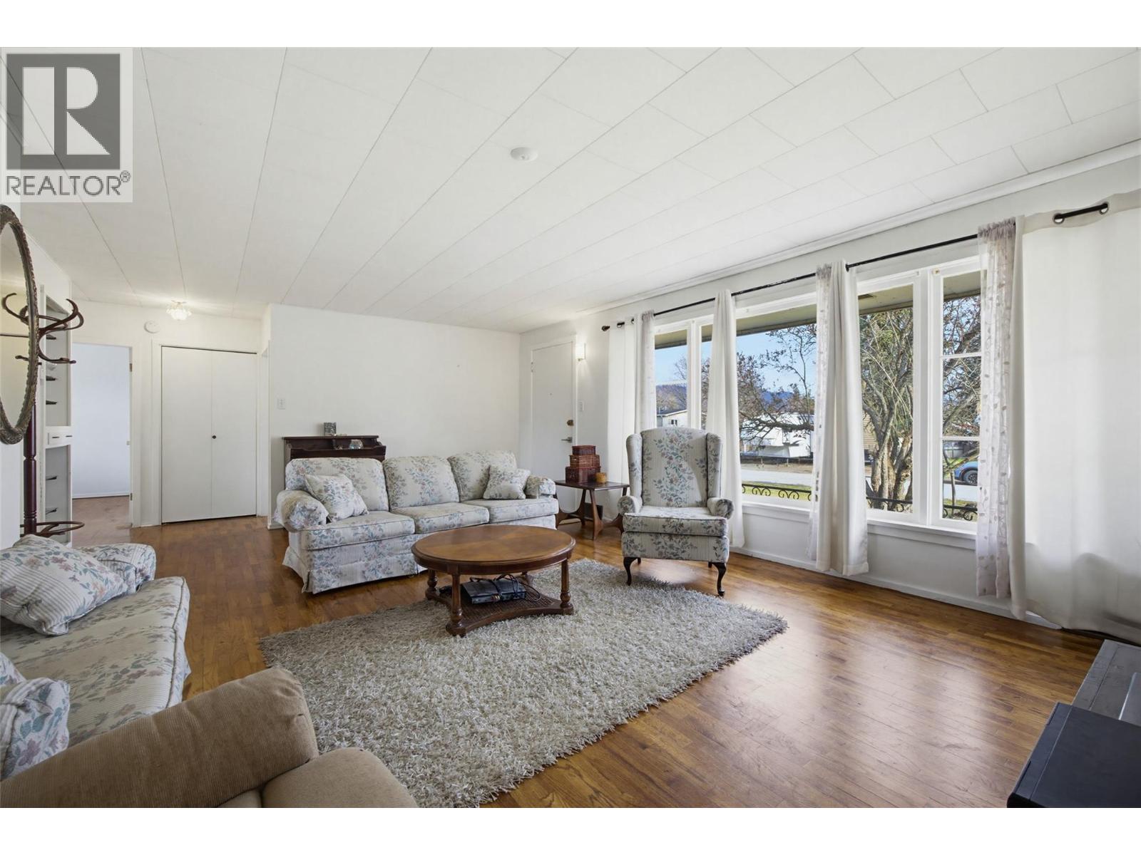 306 Birch Street, Chase, British Columbia  V0E 1M0 - Photo 30 - 10375794