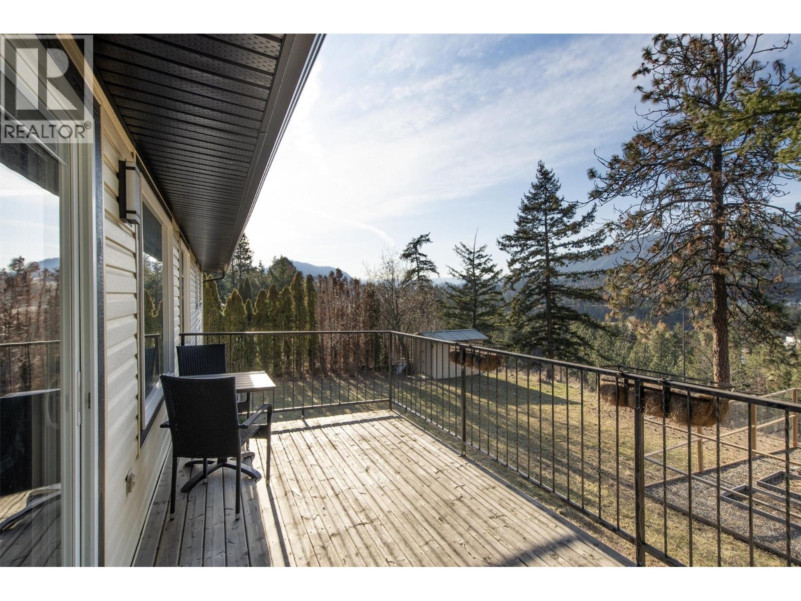 2094 Tomat Avenue, West Kelowna, British Columbia  V1Z 3J2 - Photo 11 - 10375728