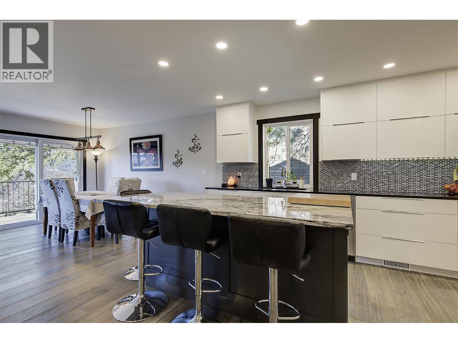 2094 Tomat Avenue, West Kelowna, British Columbia  V1Z 3J2 - Photo 9 - 10375728