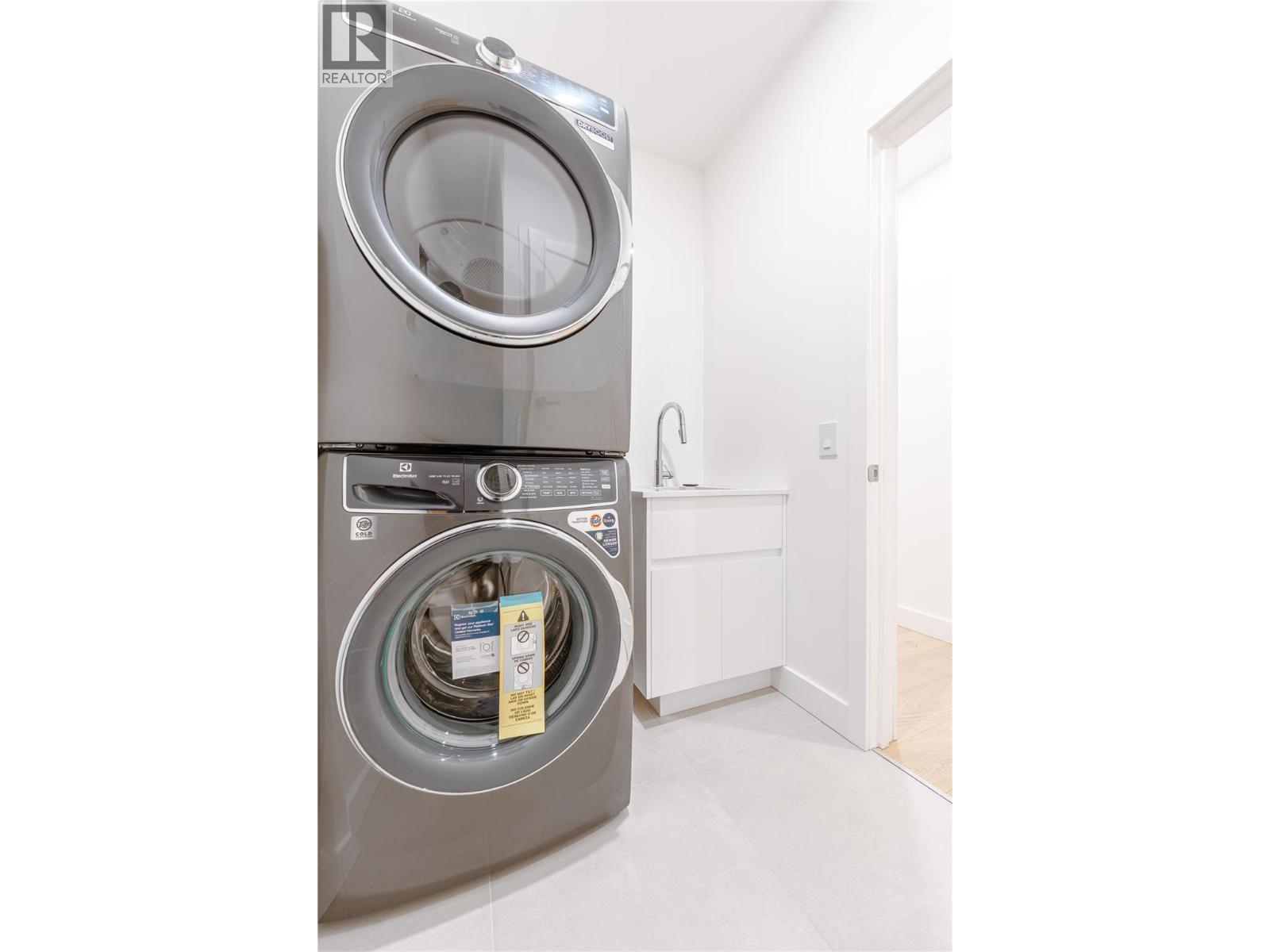 1702 Coursier Avenue Unit# 2202, Revelstoke, British Columbia  V0E 2S1 - Photo 26 - 10375913