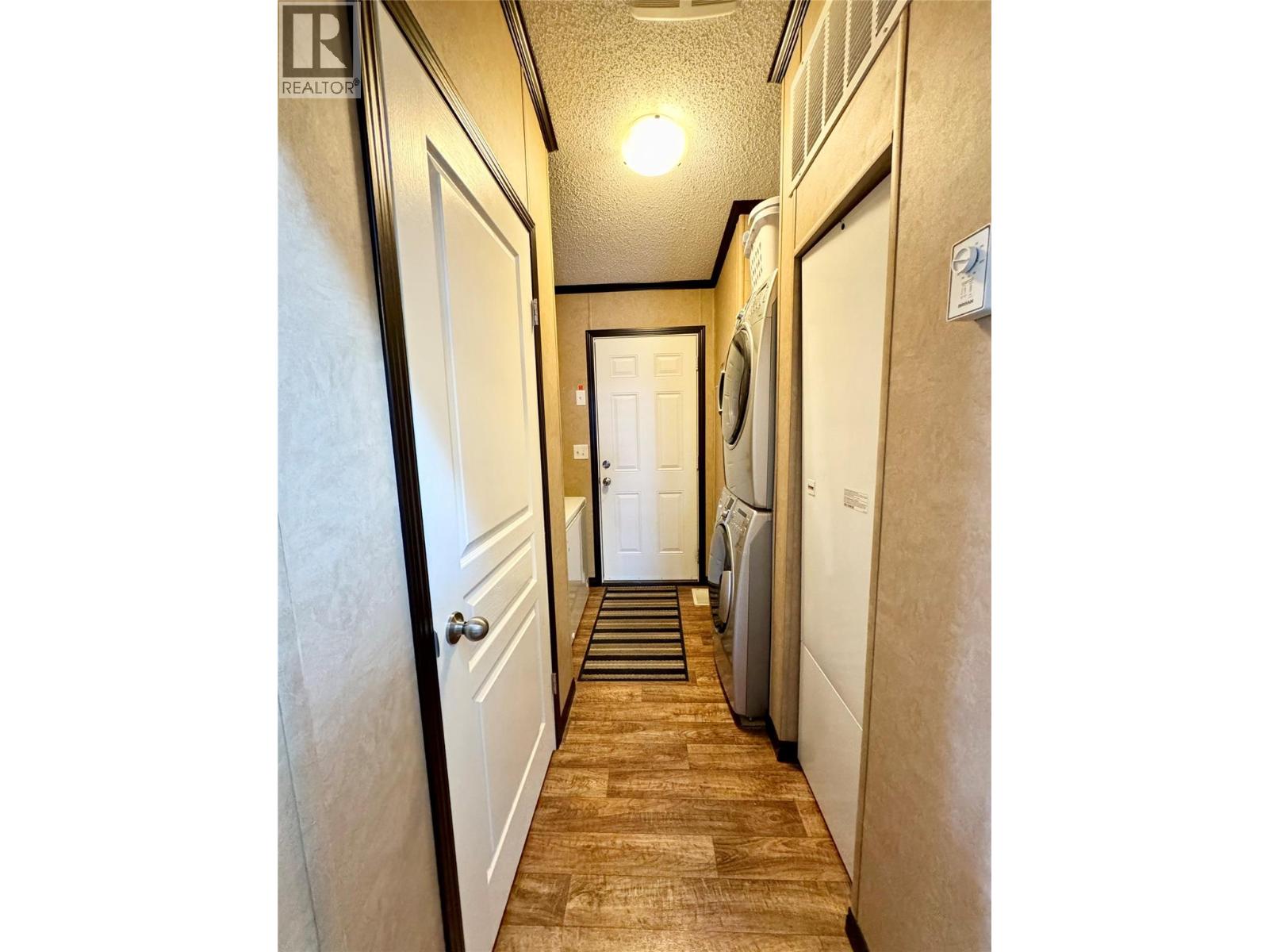 2581 Spring Bank Avenue, Merritt, British Columbia  V1K 1S1 - Photo 13 - 10375873